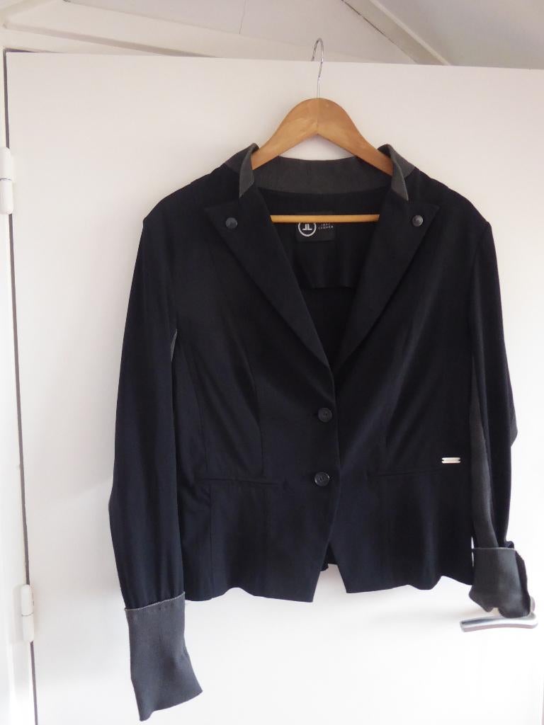 JANE LUSHKA kort jasje, Kleding | Dames, Zwart, Maat 42/44 (L), Ophalen of Verzenden, Zo goed als nieuw