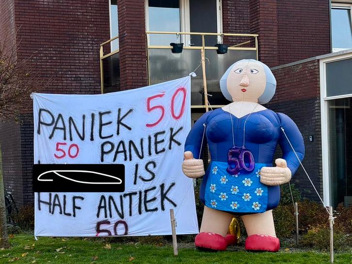 50 jaar | SARAH | SARA | te huur | Flevoland | Urk, Hobby en Vrije tijd, Feestartikelen | Verhuur, Zo goed als nieuw, Abraham of Sarah