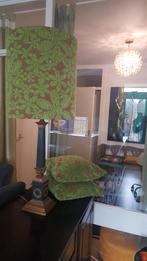 Vintage lampenkap met bijhorend kussens, Huis en Inrichting, Lampen | Lampenkappen, Ophalen of Verzenden, Zo goed als nieuw, 50 cm of meer