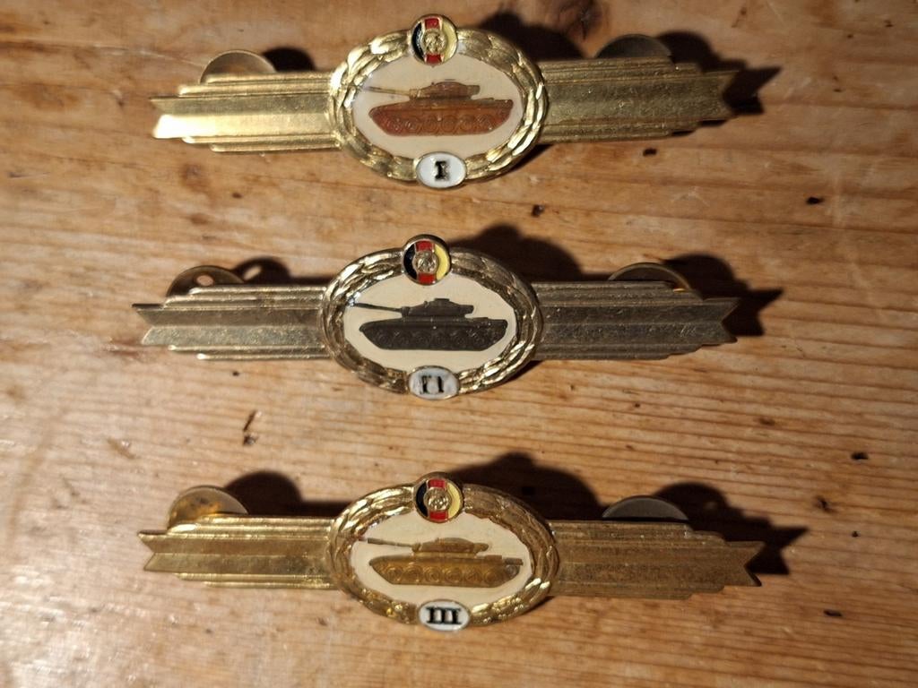 NVA Panzer Spangen I, II en III, Ophalen of Verzenden, Overige materialen