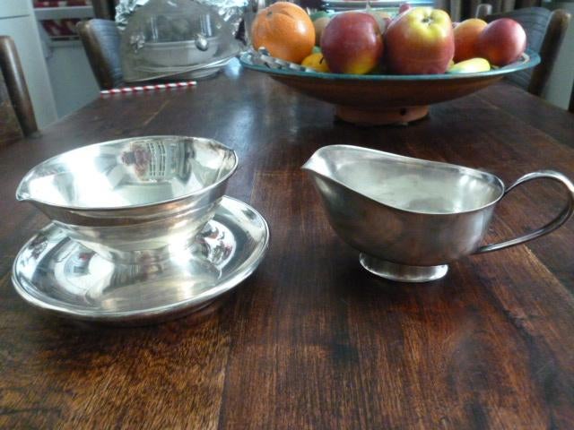 2 x verzilverde juskom sauskom, Ophalen of Verzenden