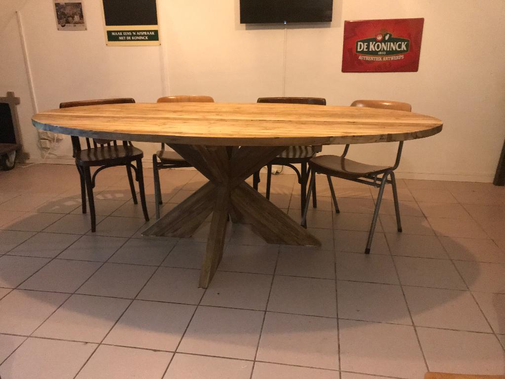 Tafel Ovaal van Hout, Huis en Inrichting, Tafels | Eettafels, Ophalen, Gebruikt, 100 tot 150 cm, 200 cm of meer