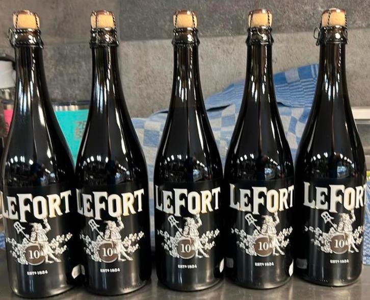 5 x LE FORT 10  EXTRA GERIJPT “VINTAGE”  5 x LE FORT 10, Verzamelen, Biermerken, Zo goed als nieuw, Flesje(s), Overige merken
