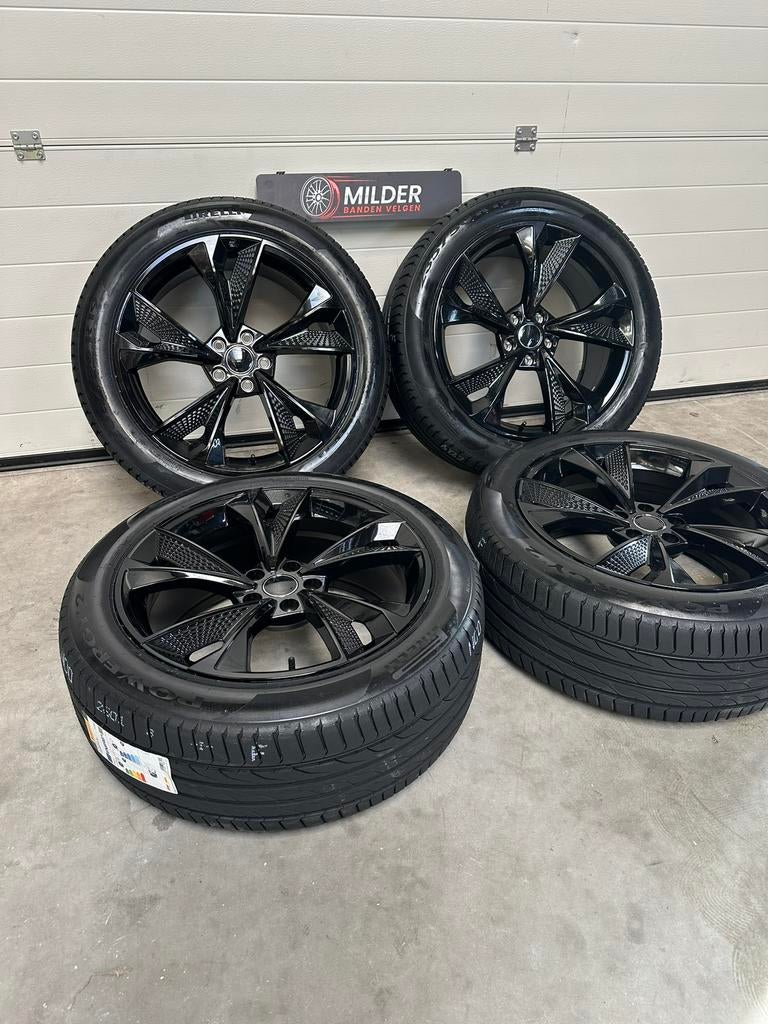 Audi RS7 Look velgen zwart+Pirelli banden Q3 19” 5x112 Nieuw, 19 inch, Industrieweg Oost 5b9, Banden en Velgen, Nieuw