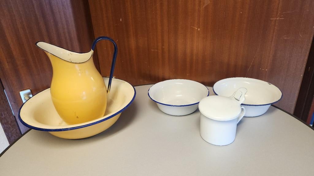 Vintage geëmailleerde waskom en kan set met extra kommen, Antiek en Kunst, Ophalen of Verzenden