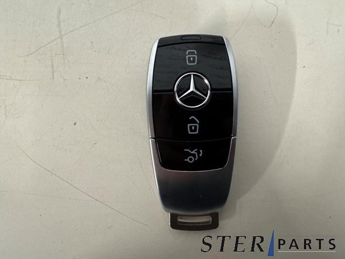 Sleutel van een Mercedes E-Klasse, Auto-onderdelen, Overige Auto-onderdelen, Mercedes-Benz, Gebruikt, 3 maanden garantie, Ophalen of Verzenden