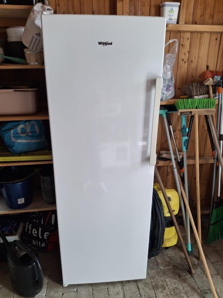 Diepvries Whirlpool wit, zelfontdooiend, 6 vakken, Witgoed en Apparatuur, Vriezers en Diepvrieskisten, Minder dan 60 cm, 160 cm of meer