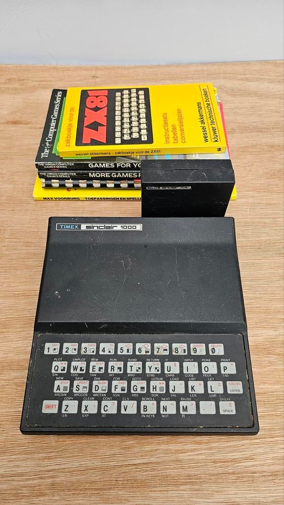 Timex Sinclair 1000 computer + RAM pack + ZX81 boeken, Ophalen of Verzenden