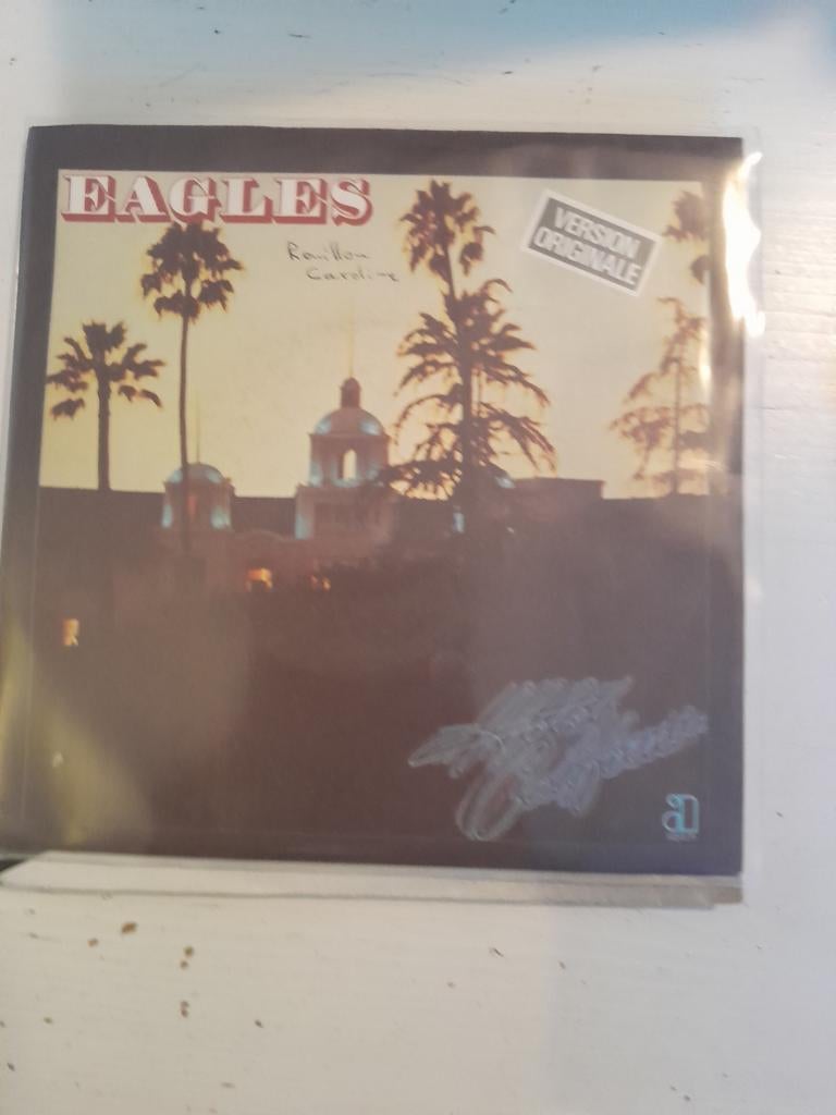 Eagles 7inch hotel california, Ophalen of Verzenden, Zo goed als nieuw, Pop