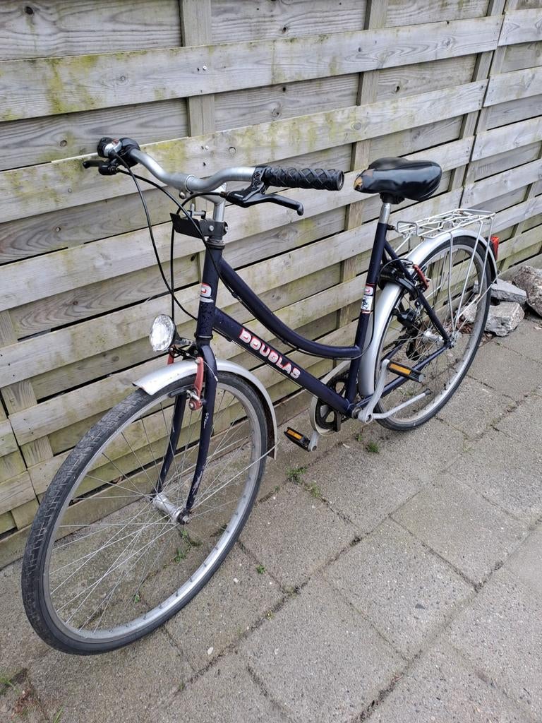 Douglas fiets met 7 versnellingen, slot en verlichting, Fietsen en Brommers, Ophalen, Gebruikt, Overige merken