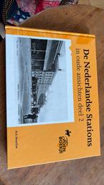 Boek Nederlandse spoorwegen ns station Nederland, Verzamelen, Spoorwegen en Tramwegen, Ophalen of Verzenden, Zo goed als nieuw
