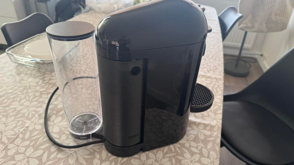 vertuo nespresso voor onderdelen., Ophalen, Zo goed als nieuw