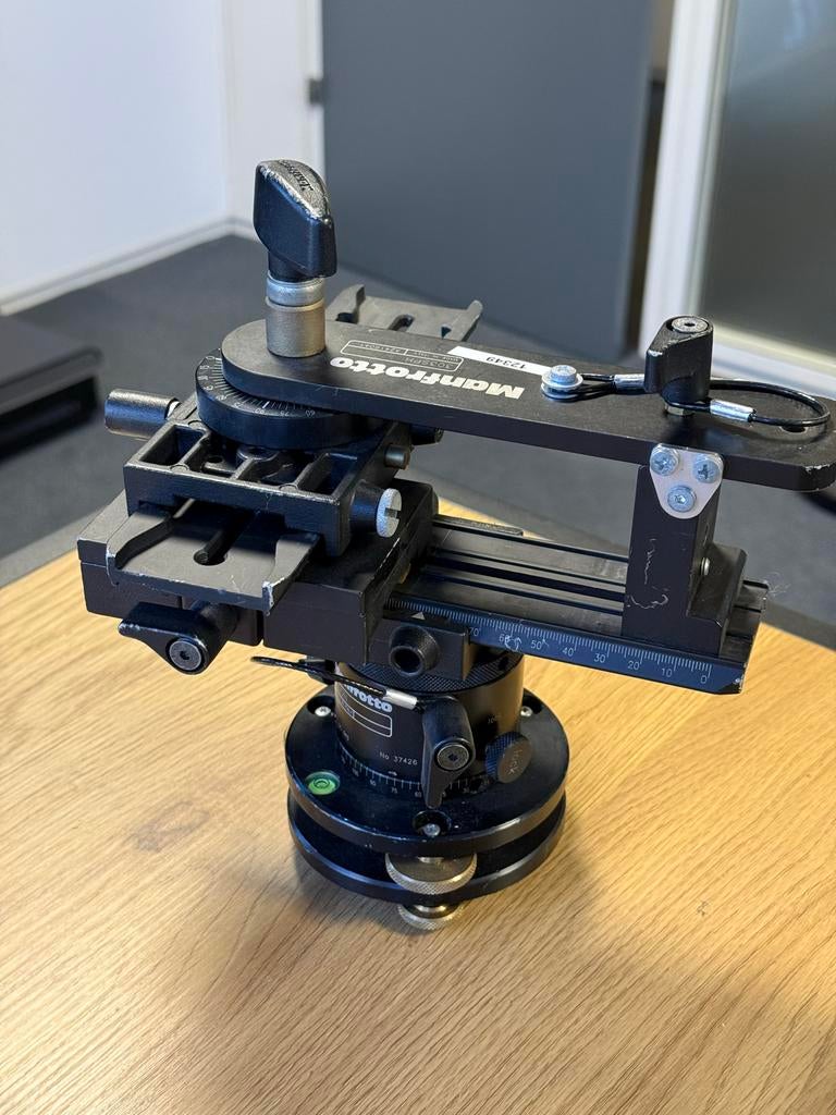 Manfrotto Panorama statiefkop 303SPH en 300N, Ophalen of Verzenden, Gebruikt, Minder dan 150 cm, Overige typen