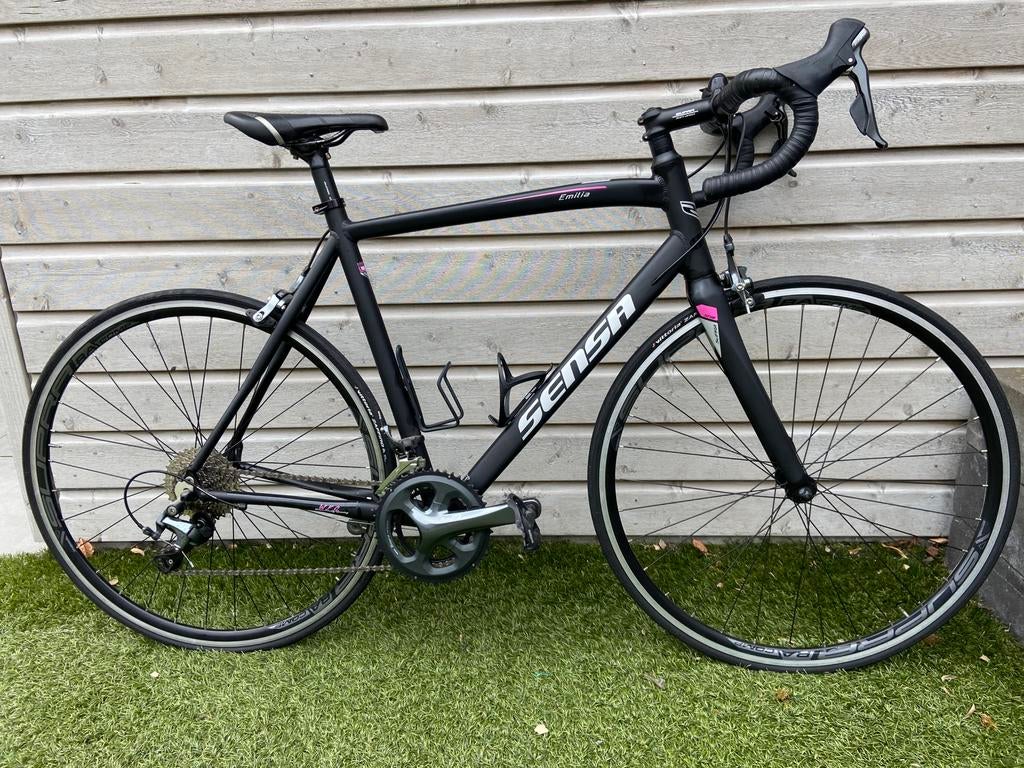 Sensa Dames Racefiets - 56inch -Zwart met roze accenten, Fietsen en Brommers, Fietsen | Racefietsen, Aluminium, Zo goed als nieuw