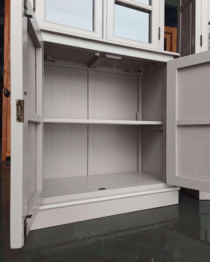 Smalle hoge vitrinekast | grijze Servieskast | #2553, Huis en Inrichting, Kasten | Vitrinekasten, Niet ingevuld, 200 cm of meer