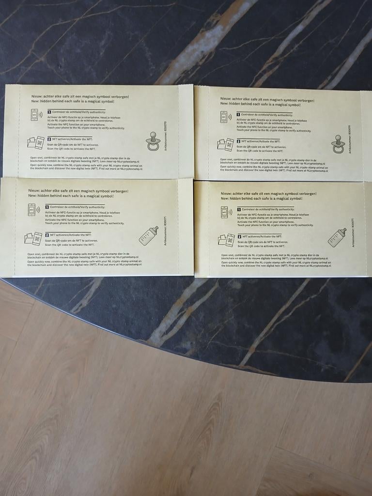 4 Ongeopende Crypto stamps 2023 - Zeldzaam!, Ophalen of Verzenden, Na 1940, Postfris