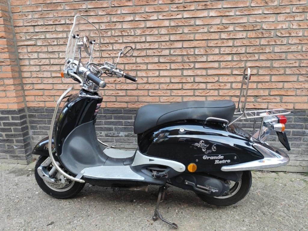 Te koop, Fosti Grande Retro 2010 Zwart!, Fietsen en Brommers, Gebruikt, X, Benzine, Ophalen