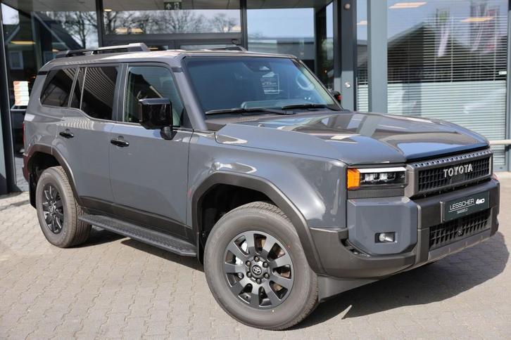 Toyota LANDCRUISER 250 2.8 D-4D 5DRS ELEGANCE A/T VAN BPM VR, Auto's, Bestelauto's, Bedrijf, ABS, Adaptive Cruise Control, Airbags