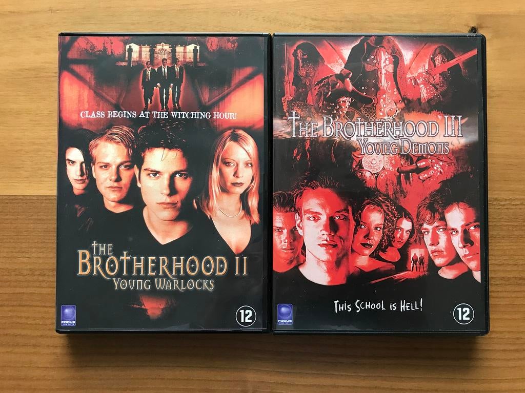 The Brotherhood 2 & 3 / Young Warlocks & Young Demons, Vanaf 16 jaar, Ophalen of Verzenden, Zo goed als nieuw, Spoken en Geesten