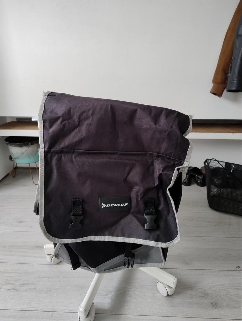 Dunlop fietstas - Handige en stevige fietstas, Fietsen en Brommers, Fietsaccessoires | Fietstassen, Gebruikt, Ophalen of Verzenden