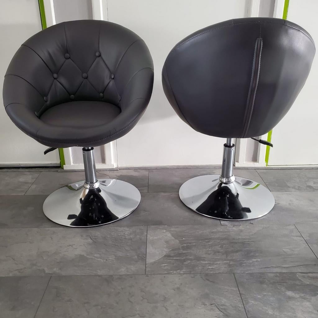 2x Donkergrijze Draaibare Kuipstoelen met Chromen Voet, Huis en Inrichting, Stoelen, Ophalen, Twee, Modern, Design, Comfortabel