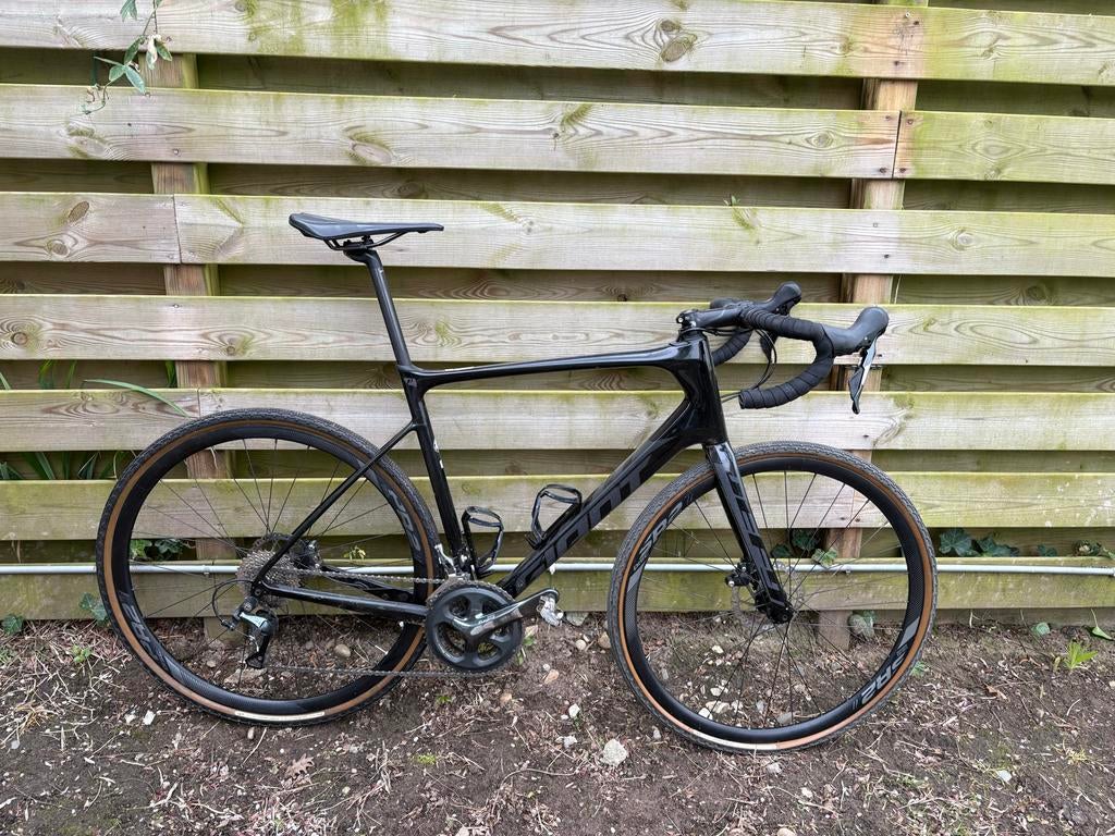 Giant Defy Endurance / Gravel, 28 inch, Gebruikt, 10 tot 15 versnellingen, 53 tot 57 cm