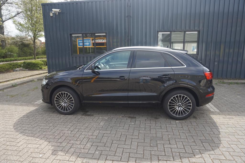 Audi Q3 1.4 Tfsi 125PK 2017 Zwart, Auto's, Audi, 1800 kg, 4 cilinders, Zwart, Handgeschakeld