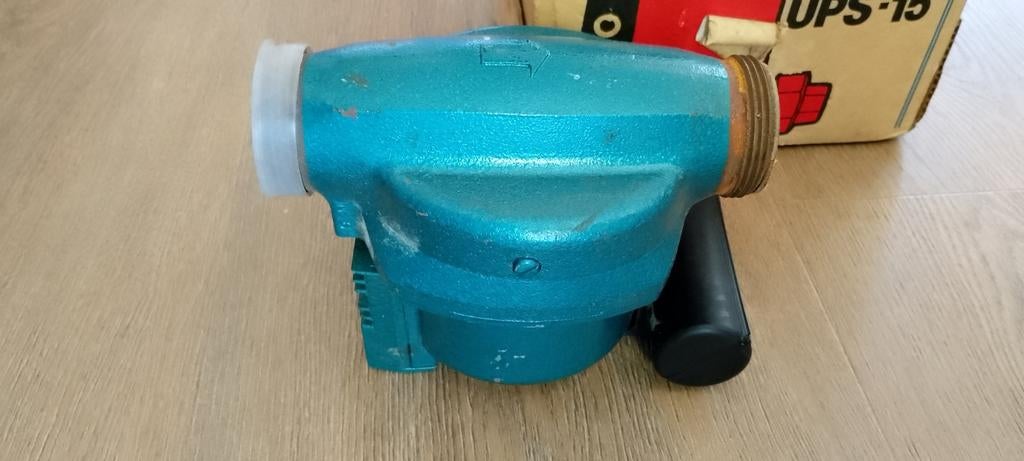 GRUNDFOS UPS-15 circulatiepomp, Doe-het-zelf en Verbouw, Verwarming en Radiatoren, Ophalen of Verzenden, Gebruikt, Overige typen