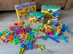 Play-Doh klei sets en veel vormpjes, Ophalen of Verzenden, Gebruikt, Knutselen