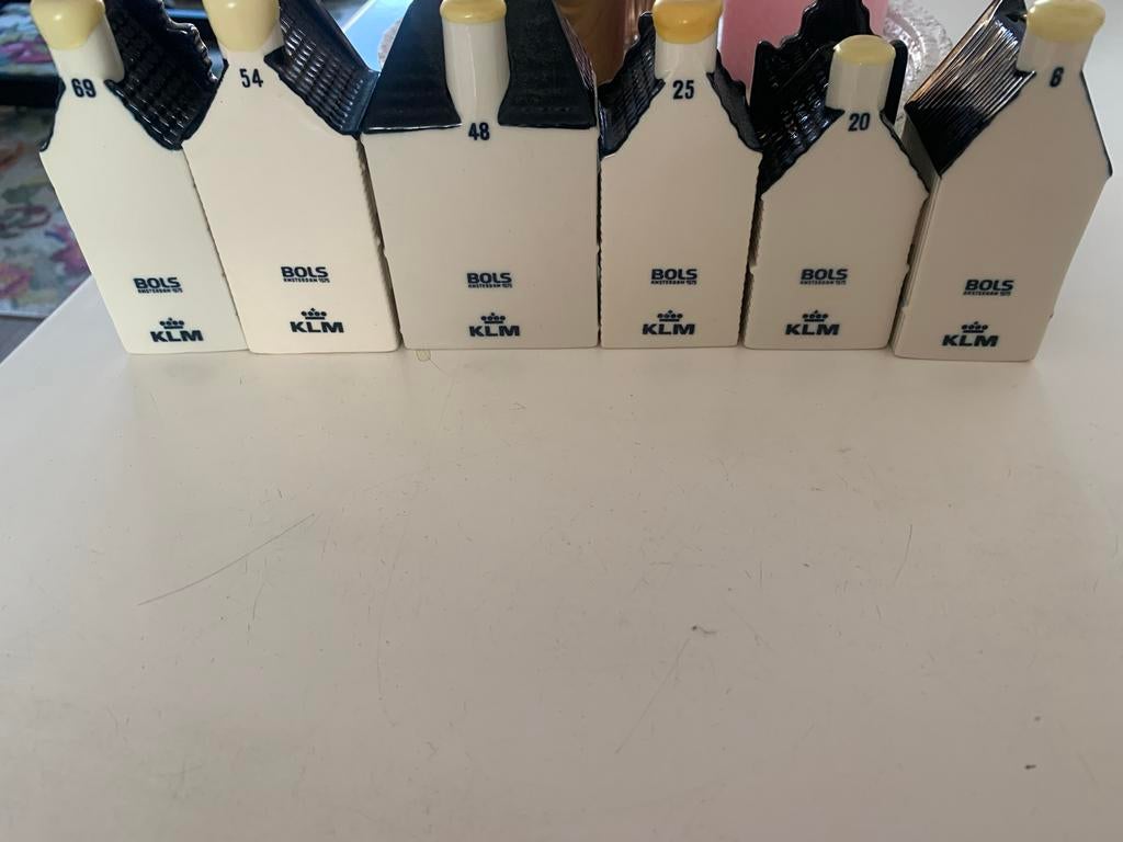 6 KLM huisjes - 5 gevuld, alle 6 geseald en als nieuw, Verzamelen, Ophalen of Verzenden, Zo goed als nieuw, Gevuld