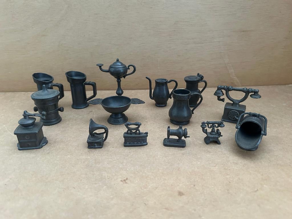 Tinnen miniatuurtjes vintage 15 stuks verschillende soorten, Antiek en Kunst, Antiek | Tin, Ophalen