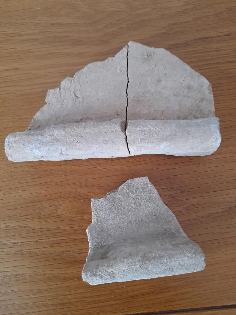 Oude gebroken Romeinse Dakpannen, Ophalen of Verzenden