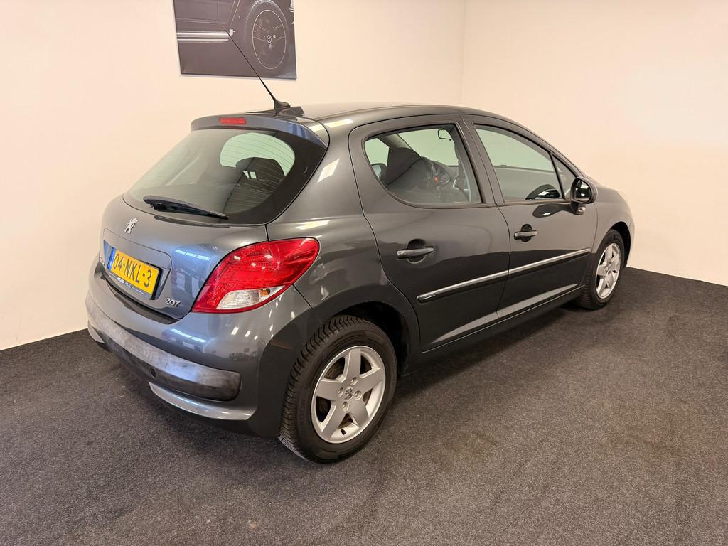 Peugeot 207 1.4 VTi Style, Auto's, Peugeot, Voorwielaandrijving, Euro 5, Stof, Gebruikt