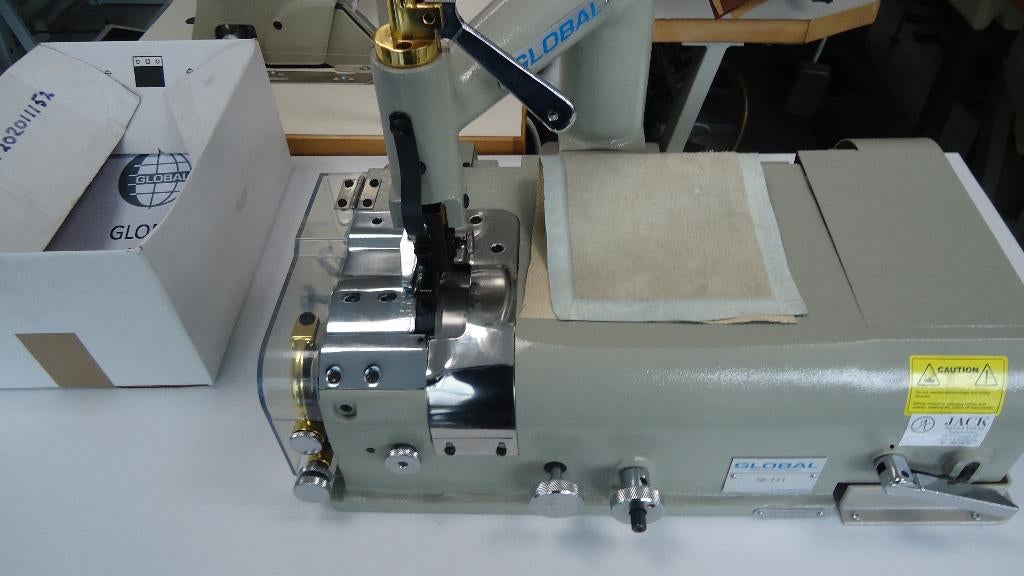 Industrie Global Schalmmachine SK-111 ) Nieuw, Overige merken, Nieuw, Ophalen of Verzenden, Naaimachine