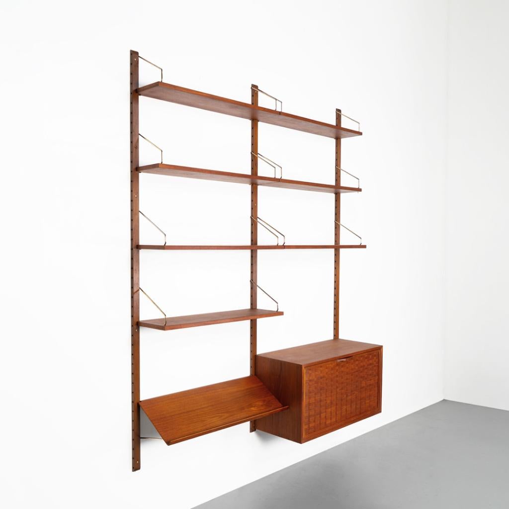 Vintage Deense Poul Cadovius wandkast in teakhout, Ophalen, 150 tot 200 cm, Teakhout, 150 tot 200 cm