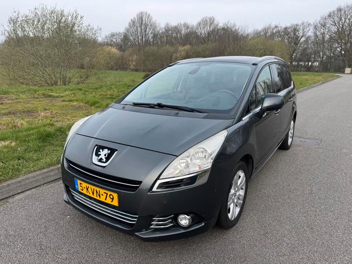 Peugeot 5008 1.6 THP 7PL 2013 Grijs #lees tekst !, Auto's, Peugeot, Bedrijf, Airbags, Airconditioning, Alarm, Boordcomputer, Centrale vergrendeling