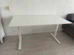 IKEA Trotten Zit/Sta Bureau 160*80, Zo goed als nieuw, Huis en Inrichting, Bureaus, Ophalen, Zo goed als nieuw