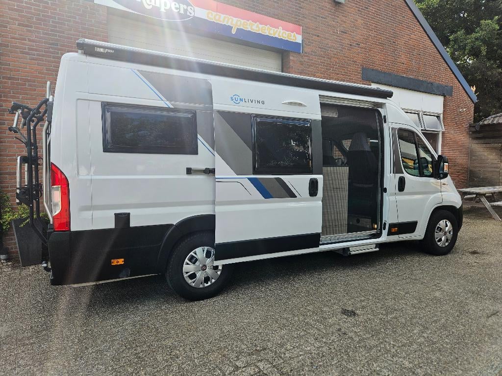 Caravans And Camping Sun