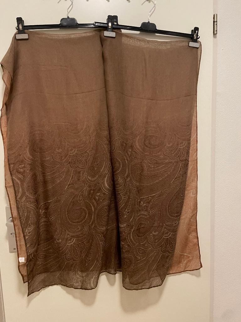 Sjaal bruin paisley motief, Ophalen of Verzenden, Zo goed als nieuw, Maat 46/48 (XL) of groter, Sjaal