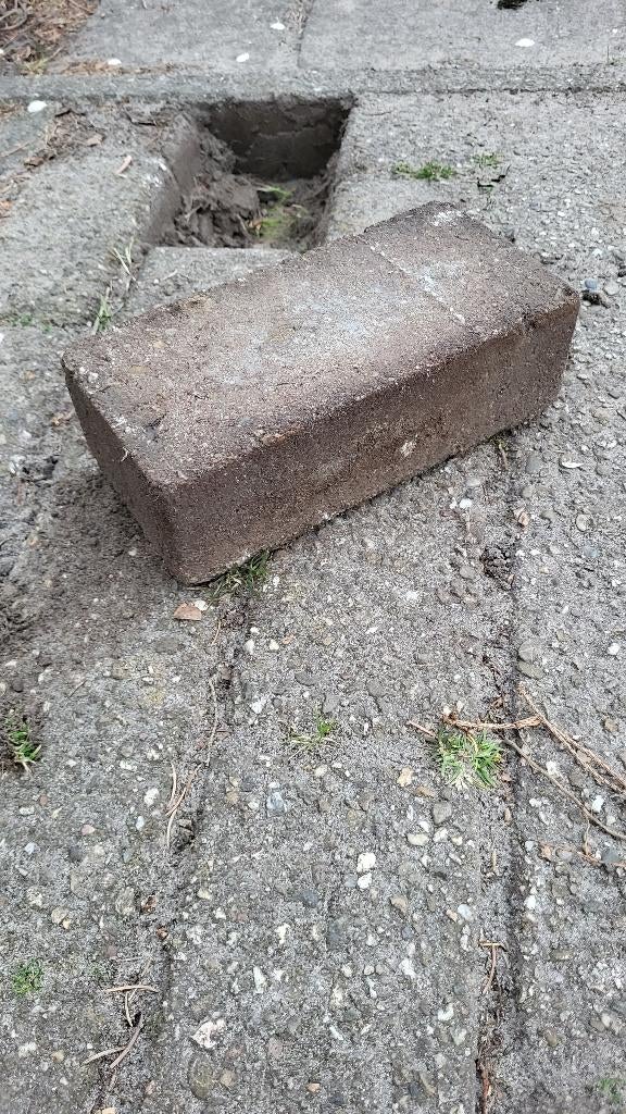 Bestrating min. 16 m2, Tuin en Terras, Ophalen, Gebruikt, Klinkers, 10 m² of meer