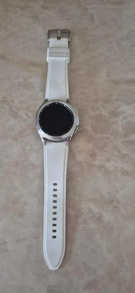 Samsung Galaxy Watch 4 Classic, Sieraden, Tassen en Uiterlijk, Smartwatches, Zo goed als nieuw, Android, Zilver, Afstand, Calorieverbanding