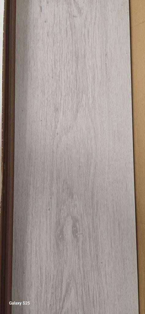 Nieuw laminaat white wash eiken, 4 pakken (12m2), Ophalen, Nieuw, 10 m² of meer, Hout