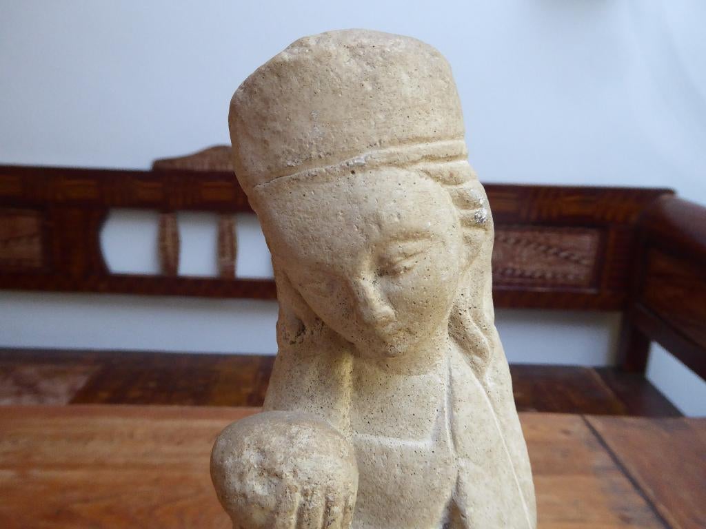 Mooi stenen beeld van Maria, Antiek en Kunst, Antiek | Religie, Ophalen of Verzenden