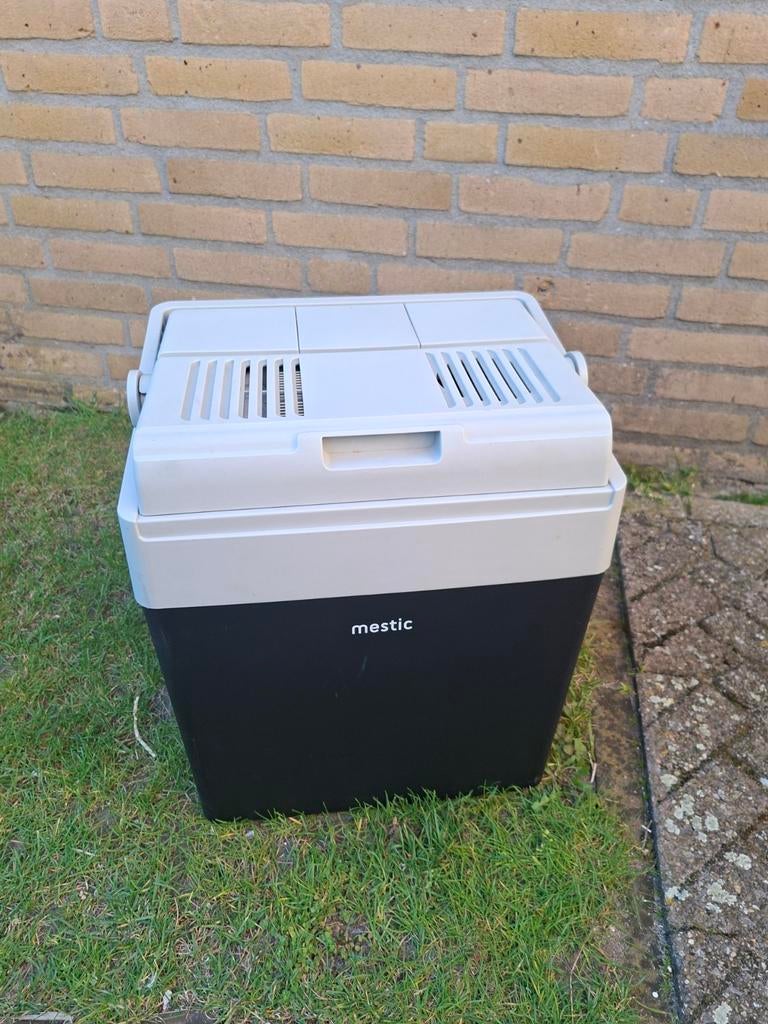 Mestic Koelbox met ventilator - Zo goed als nieuw, Caravans en Kamperen, Koelboxen, Ophalen of Verzenden, Zo goed als nieuw, Koelbox