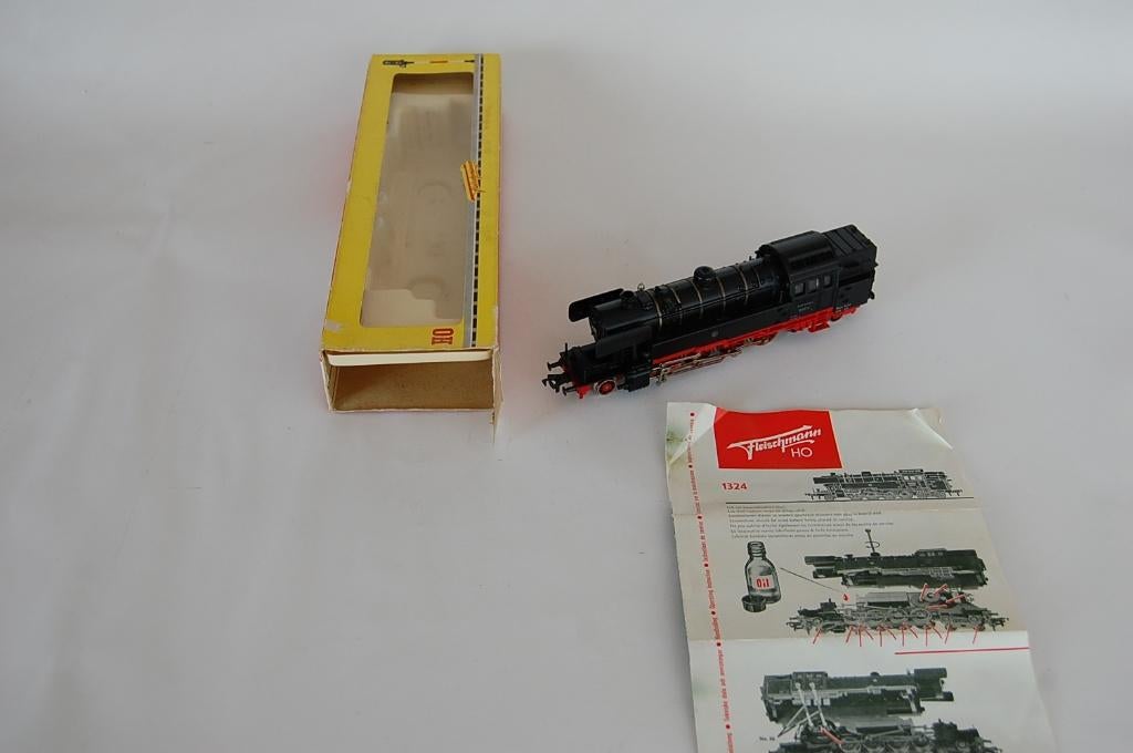 FLEISCHMANN 1324., Fleischmann, Ophalen of Verzenden, Zo goed als nieuw, Analoog