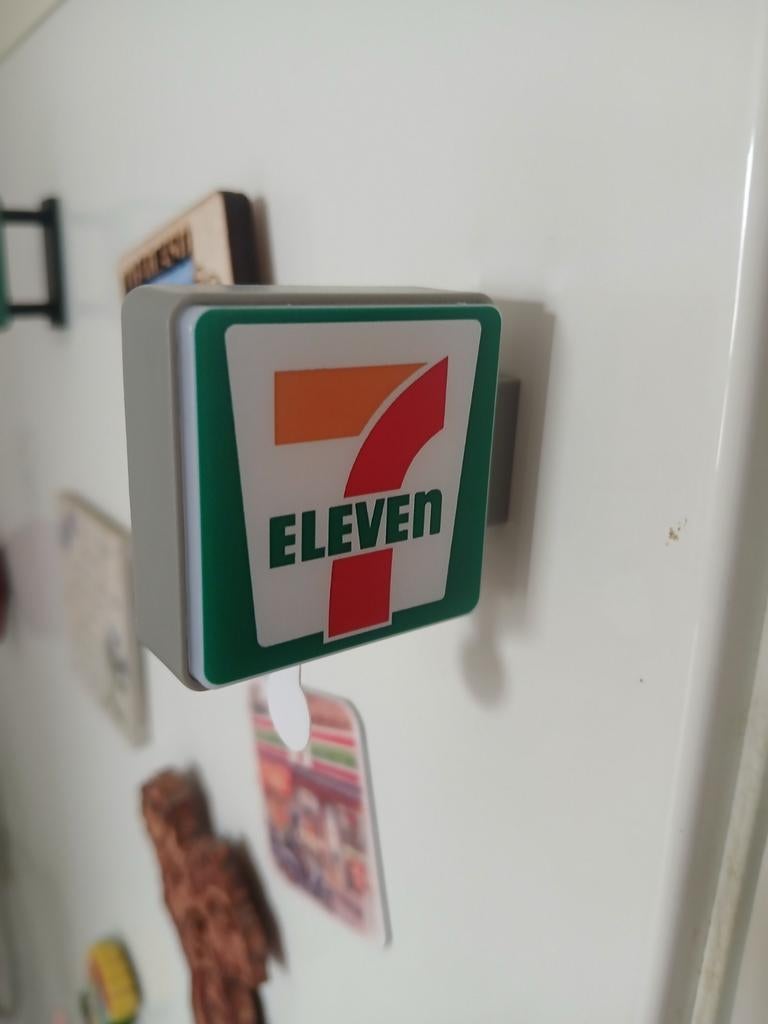 7-Eleven koelkast magneet uit Thailand, Ophalen of Verzenden