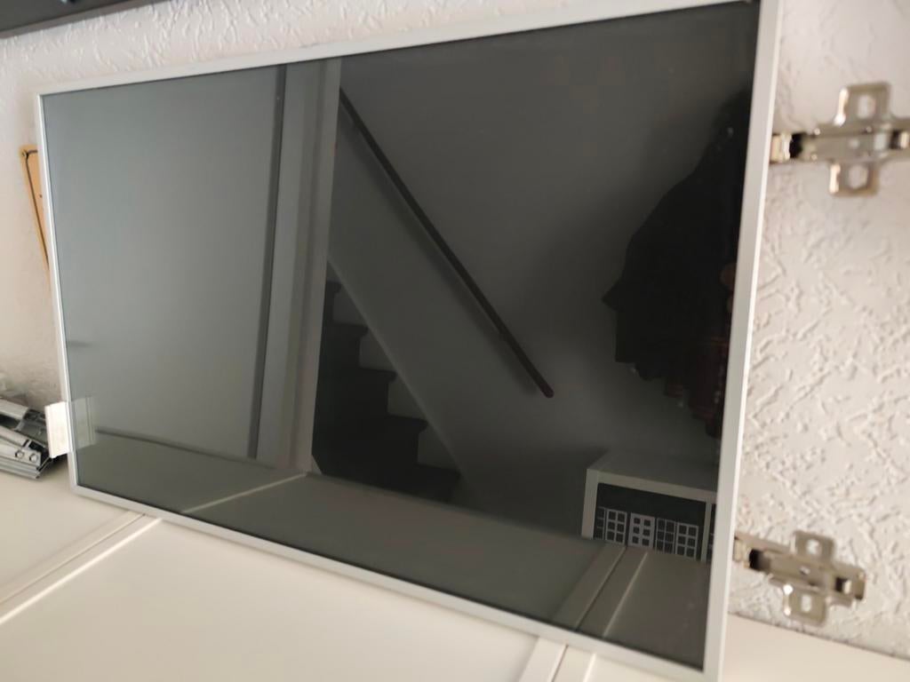 1x Ikea Besta Vitrinedeur, Ophalen