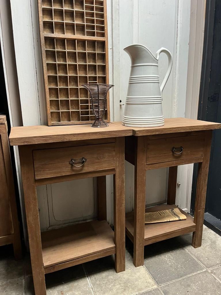 Set van 2 houten nachtkastjes,tafeltjes boxspring,sober, Ophalen, X, X, X