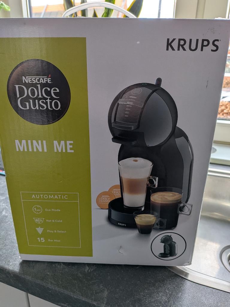 Koffie machine Nescafe Dolce Gusta mini me wit, Gebruikt, Koffiemachine, Ophalen of Verzenden, Koffiepads en cups