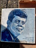 Kennedy  tegeltjes  zoldervondst  15en halve cm  vierkant, Ophalen